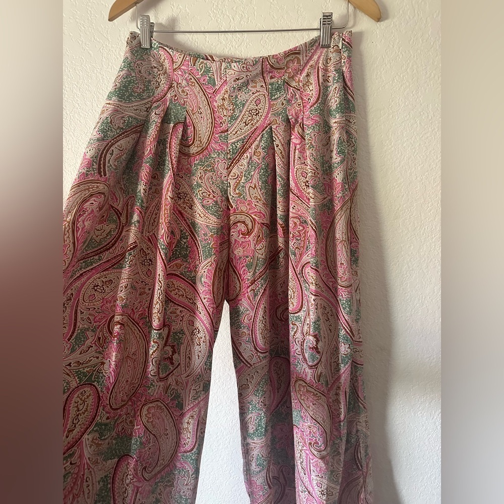 Milk and Honey Elegant Paisley Pink Satin Wide Leg Pants Pink & Green - Size L - Picture 3 of 6